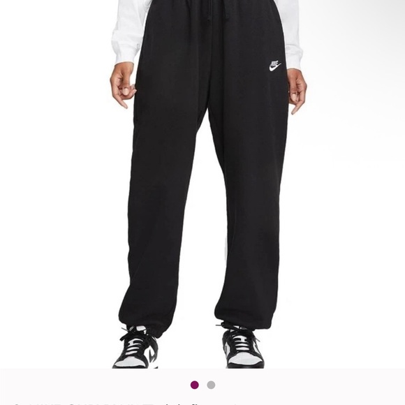 Nike Pants - Nike Women’s Curvy Black Joggers